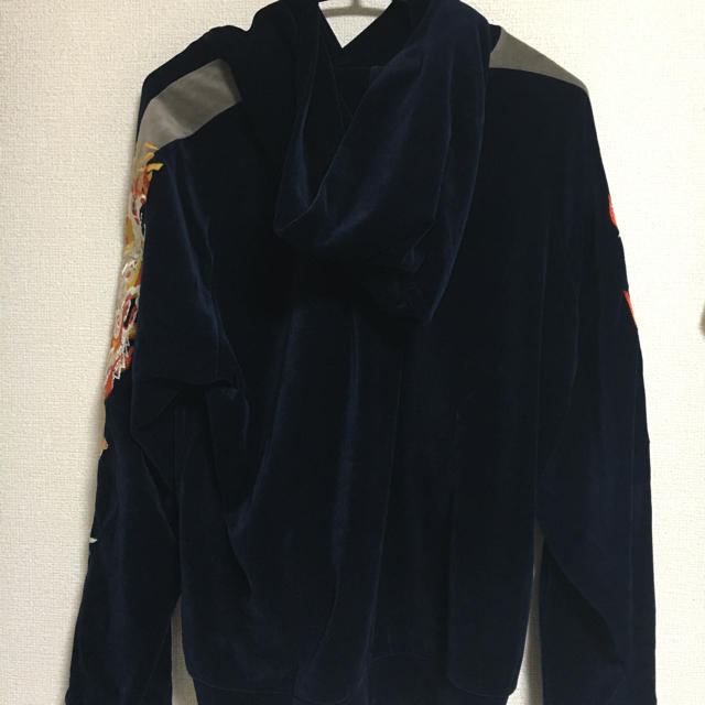 doublet 17AW カオス刺繍ベロアパーカー