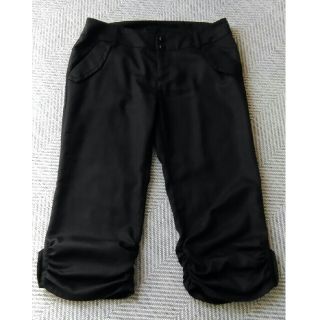 コムサイズム(COMME CA ISM)のCOMME  CA ISM　クロップド丈パンツ＜used＞(クロップドパンツ)