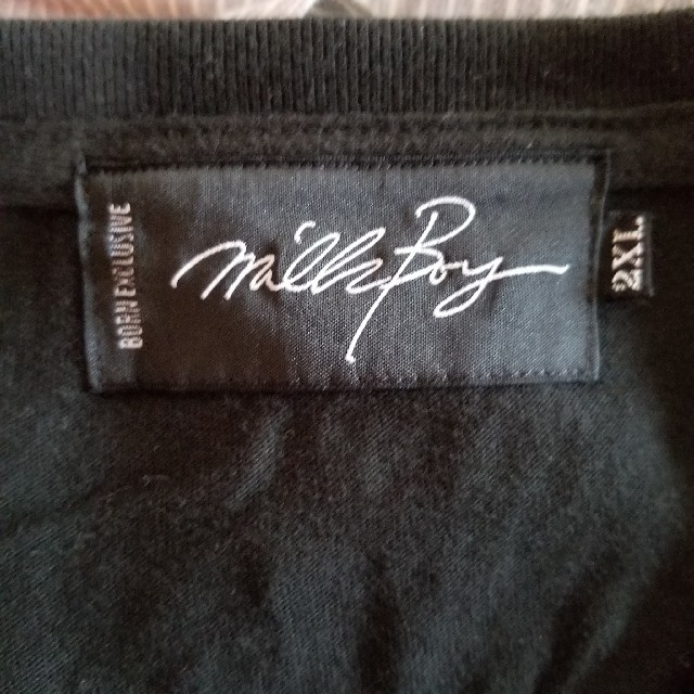 MILKBOY(ミルクボーイ)の夏物セール🍁MILKBOY 「NEVER BORN THIS WAY」クロス メンズのトップス(Tシャツ/カットソー(半袖/袖なし))の商品写真
