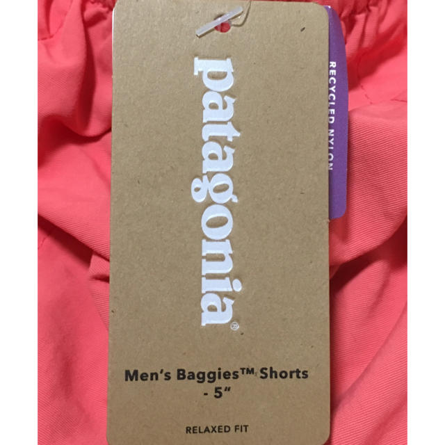 patagonia(パタゴニア)のパタゴニア メンズ・バギーズ・ショーツ５インチ SPCL ピンク メンズのパンツ(ショートパンツ)の商品写真