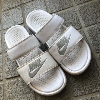 ナイキ(NIKE)のNIKEベナッシデュオ(サンダル)