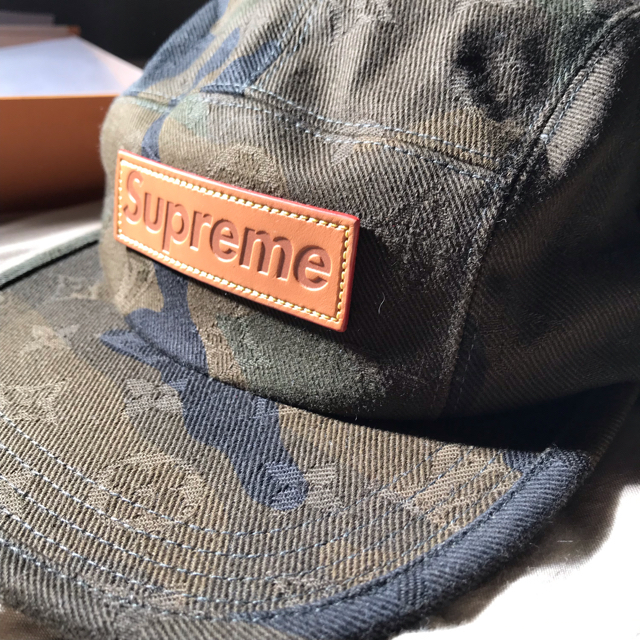 supreme ルイヴィトン