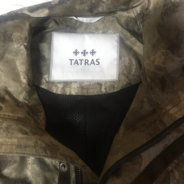 TATRAS(タトラス)のタトラス tatras Rライン ミリタリージャケット 02 Mサイズ メンズのジャケット/アウター(ミリタリージャケット)の商品写真