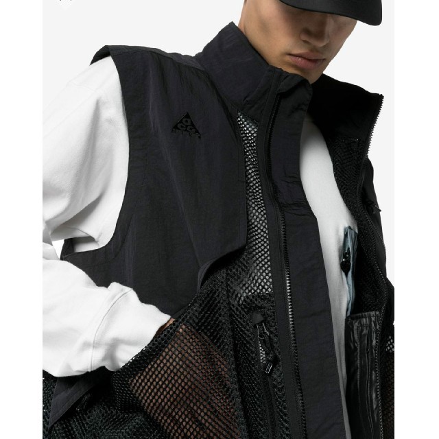 NIKE(ナイキ)の新品）Nike Men Nrg Acg Vest ベストnike labナイキ  メンズのジャケット/アウター(ナイロンジャケット)の商品写真