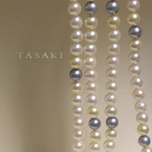 TASAKI(タサキ)の【美品】TASAKI田崎真珠ロングパールネックレス121cmマルチカラー レディースのアクセサリー(ネックレス)の商品写真