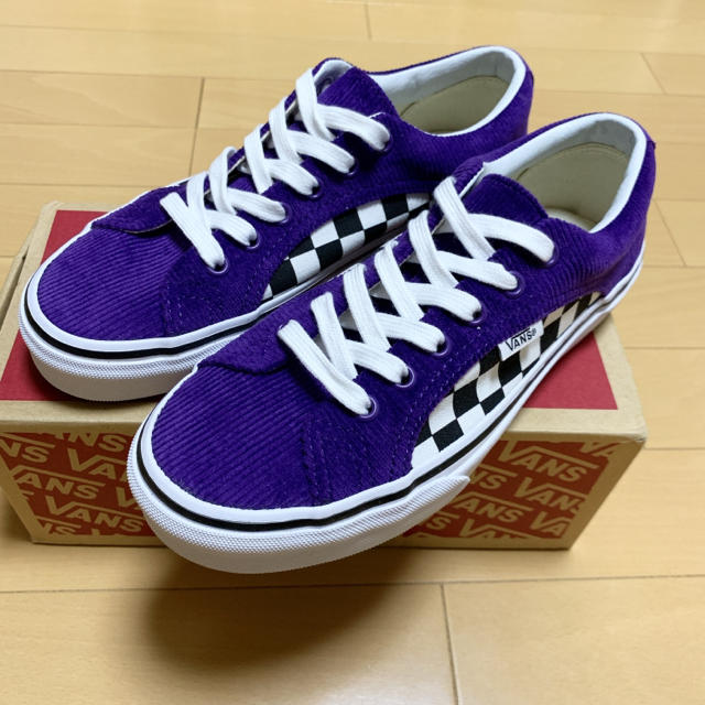 VANS(ヴァンズ)のVANS LAMPIN インスタ kayo さん着用 バンズ ランピン パープル レディースの靴/シューズ(スニーカー)の商品写真