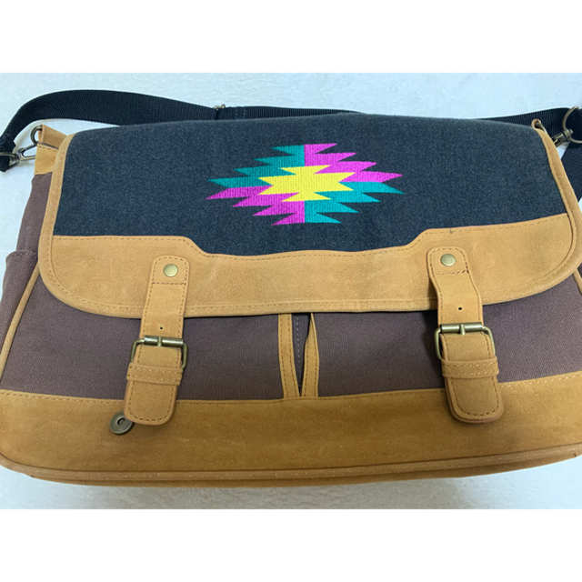 titicaca(チチカカ)のショルダーバック レディースのバッグ(ショルダーバッグ)の商品写真