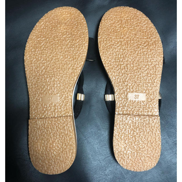 夏物セール‼️⭐️サンダル⭐️レディース 黒 夏物 海 プール23.5cm レディースの靴/シューズ(サンダル)の商品写真