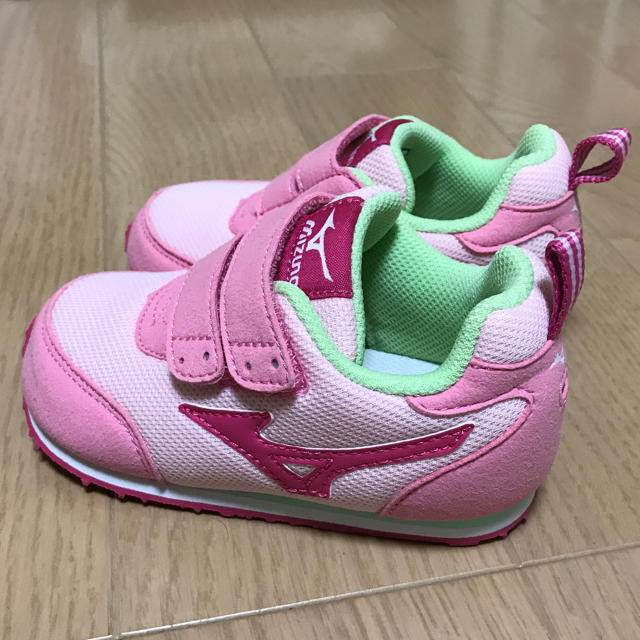 MIZUNO(ミズノ)のMizuno tiny runner 14.5cm キッズ/ベビー/マタニティのベビー靴/シューズ(~14cm)(スニーカー)の商品写真