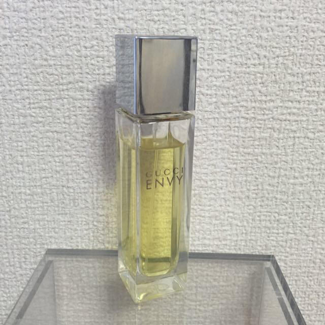 Gucci(グッチ)のGUCCI ENVY 30ml コスメ/美容の香水(ユニセックス)の商品写真