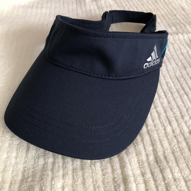 adidas(アディダス)のアディダスサンバイザー レディースの帽子(その他)の商品写真