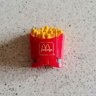 マクドナルド - 超レア マクドナルドポテト🤖ロボットオモチャの通販 ...