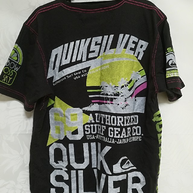 QUIKSILVER(クイックシルバー)のクイックシルバーシャツ メンズのトップス(Tシャツ/カットソー(半袖/袖なし))の商品写真