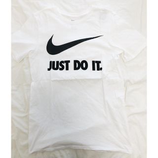 ナイキ(NIKE)のNIKE Tシャツ(Tシャツ/カットソー(半袖/袖なし))