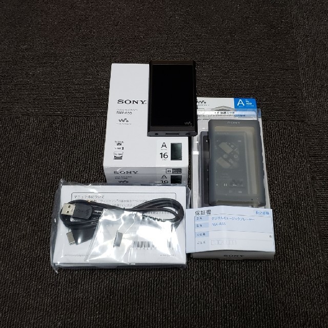 オーディオ機器ソニー ウォークマン SONY NW-A55 16GB ケース付 美品