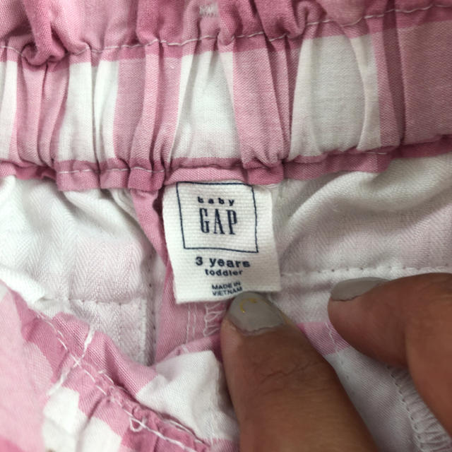 babyGAP(ベビーギャップ)のbabyGAP☆ギンガムチェックパンツ 100 キッズ/ベビー/マタニティのキッズ服女の子用(90cm~)(パンツ/スパッツ)の商品写真