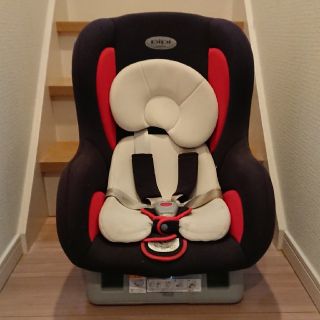 ニシマツヤ(西松屋)のチャイルドシート ピピ(自動車用チャイルドシート本体)