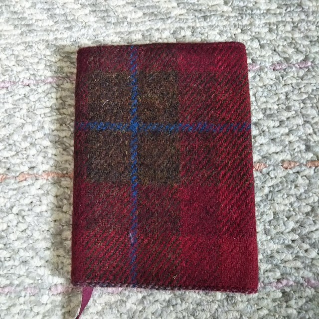 Harris Tweed(ハリスツイード)のハリスツイード ブックカバー ハンドメイドの文具/ステーショナリー(ブックカバー)の商品写真