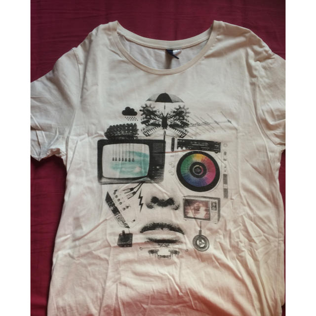 H&M(エイチアンドエム)のTシャツ 半袖  メンズのトップス(Tシャツ/カットソー(半袖/袖なし))の商品写真