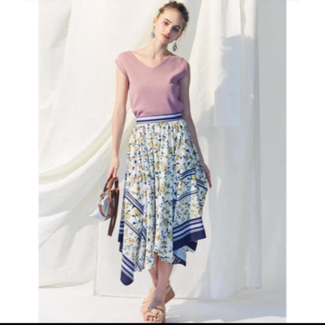 MERCURYDUO(マーキュリーデュオ)のMERCURYDUO♡ スカーフ柄イレヘムスカート   レディースのスカート(ロングスカート)の商品写真