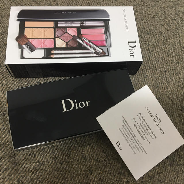 Dior メイクアップパレット