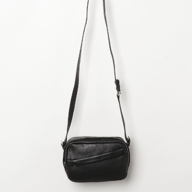 UNITED ARROWS(ユナイテッドアローズ)の【MAISON SPECIAL】ディアスキンミニショルダーバッグ メンズのバッグ(ボディーバッグ)の商品写真