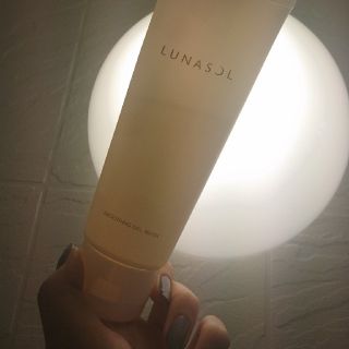 ルナソル(LUNASOL)のLUNASOL スムージングジェルウォッシュ(洗顔料)