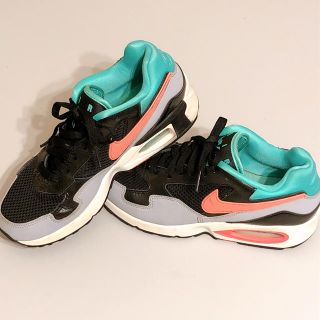 ナイキ(NIKE)のNIKE ナイキ AIR(スニーカー)