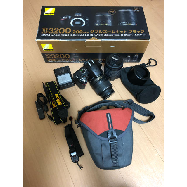 中古 ニコン Ｄ３２００ ダブルズームキット 可愛いクリスマスツリーや