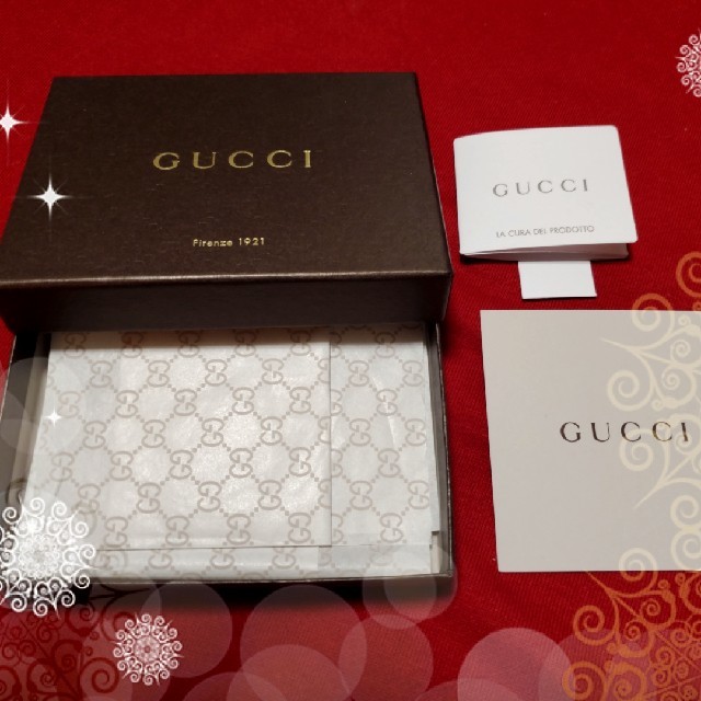 Gucci - 【美品】GUCCI パスケース 箱の通販 by りえたん's shop｜グッチならラクマ