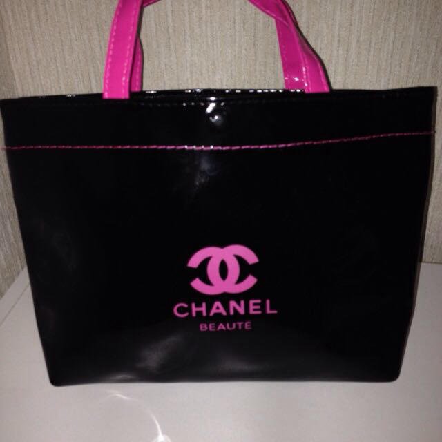 CHANEL - CHANEL ビューティートートの通販 by airn's shop｜シャネル ...