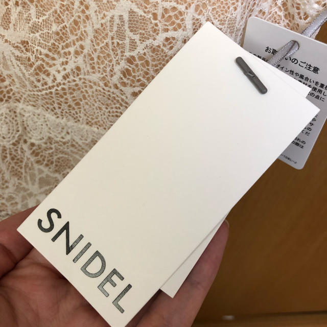 SNIDEL(スナイデル)のレースベア snidel レディースのトップス(ベアトップ/チューブトップ)の商品写真