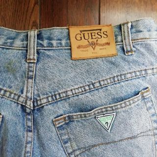 ゲス(GUESS)のGUESS　ショートパンツ(ショートパンツ)