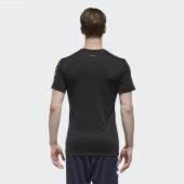 adidas(アディダス)の定価3,985円★半袖Ｔシャツ★Mサイズ★DM8670 スポーツ/アウトドアの野球(ウェア)の商品写真