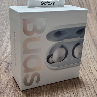 ギャラクシー(Galaxy)の【未開封】Galaxy Buds(ヘッドフォン/イヤフォン)