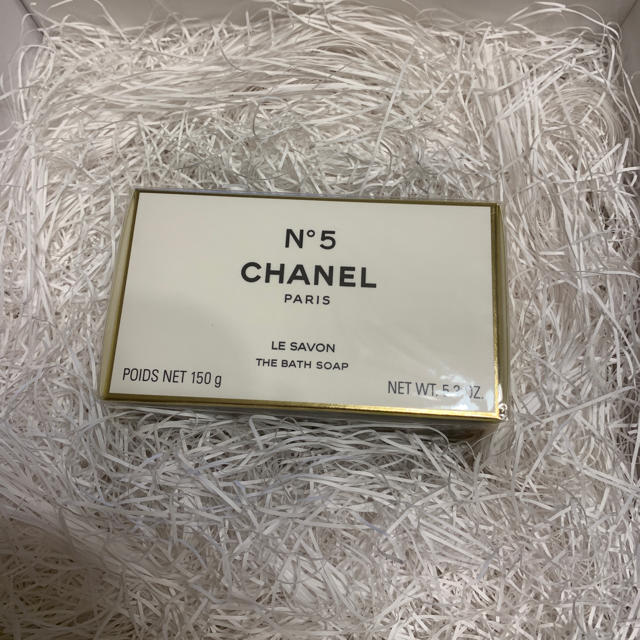 CHANEL(シャネル)のCHANEL No.5 石けん コスメ/美容のボディケア(ボディソープ/石鹸)の商品写真