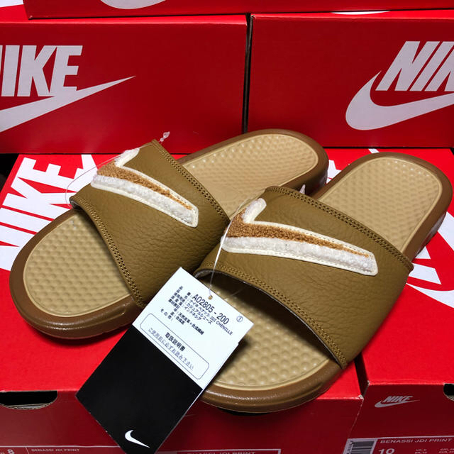 NIKE(ナイキ)の28cm NIKE BENASSI JDI CHENILLE ベナッシ メンズの靴/シューズ(サンダル)の商品写真