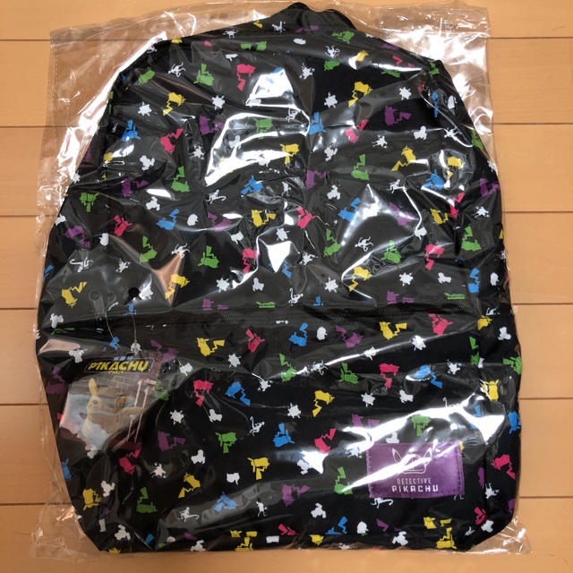 【新品】ピカチュウ ブラック リュックサック バックパック メンズのバッグ(バッグパック/リュック)の商品写真