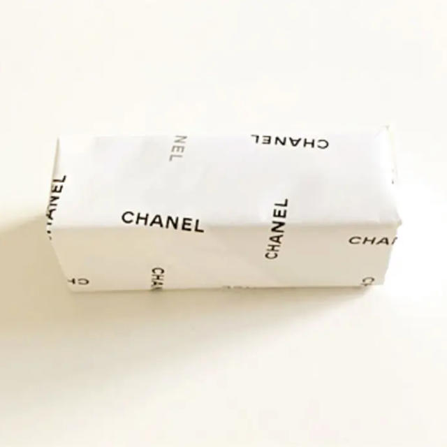 CHANEL(シャネル)のCHANEL シャネル パウダーブラシ コスメ/美容のベースメイク/化粧品(その他)の商品写真