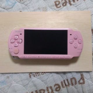 プレイステーションポータブル(PlayStation Portable)のPSP 本体(携帯用ゲーム機本体)