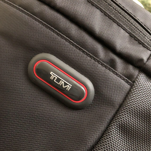 TUMI  ボディバッグ