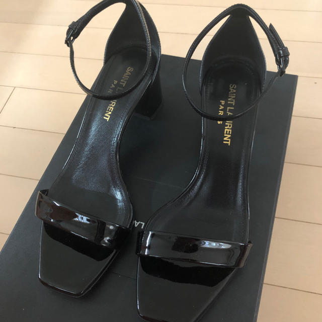 Saint Laurent(サンローラン)のSaint Laurent ストラップ サンダル レディースの靴/シューズ(サンダル)の商品写真