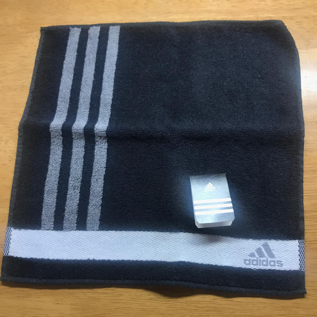 adidas(アディダス)のadidas タオルハンカチ レディースのファッション小物(ハンカチ)の商品写真