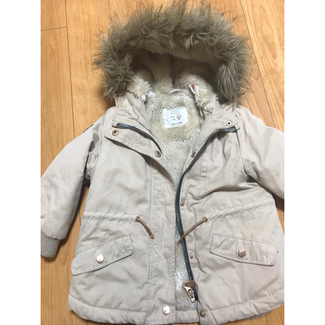 ZARA KIDS(ザラキッズ)のbabyGAP ファーコート 98 キッズ/ベビー/マタニティのキッズ服女の子用(90cm~)(コート)の商品写真