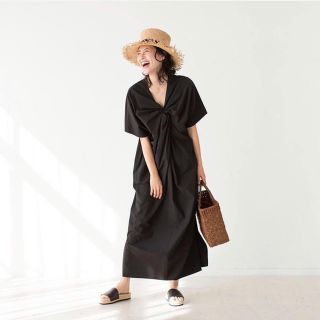 スピックアンドスパン(Spick & Span)のSpick and Span ギャザークロスワンピース 浜島直子コラボ(ロングワンピース/マキシワンピース)