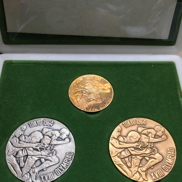 1964 東京オリンピック 記念メダル 金 銀 銅 セット - 美術品/アンティーク 1964 東京オリンピック 記念メダル 金 銀 銅 セット - 美術品/アンティーク