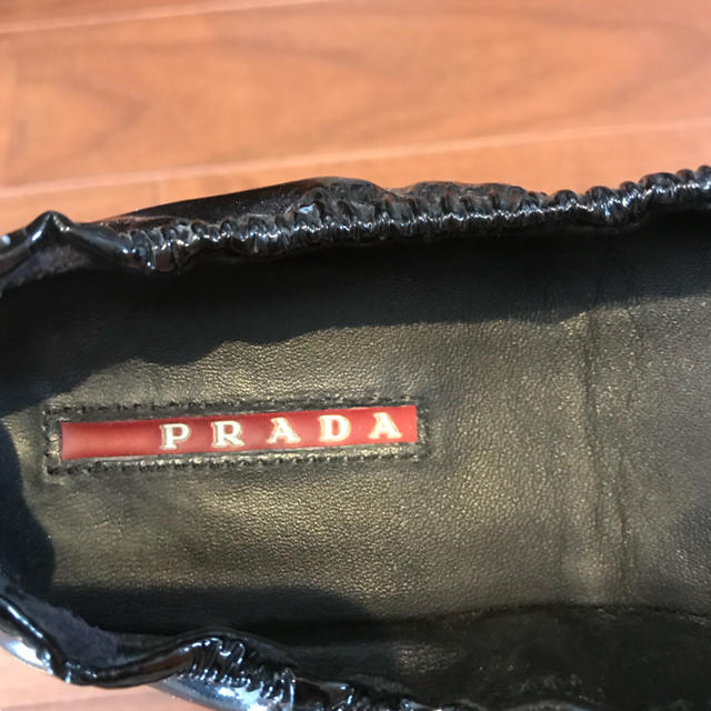 があります PRADA フラットシューズの通販 by くま193's shop｜プラダならラクマ - PRADA りかと