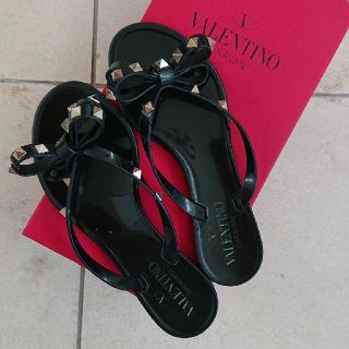 ヴァレンティノ(VALENTINO)の値下げ！ヴァレンティノサンダル(サンダル)