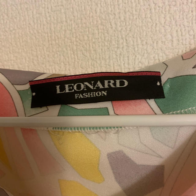 LEONARD 38の通販 by milly's shop｜レオナールならラクマ - レオナール ワンピース 超特価新品