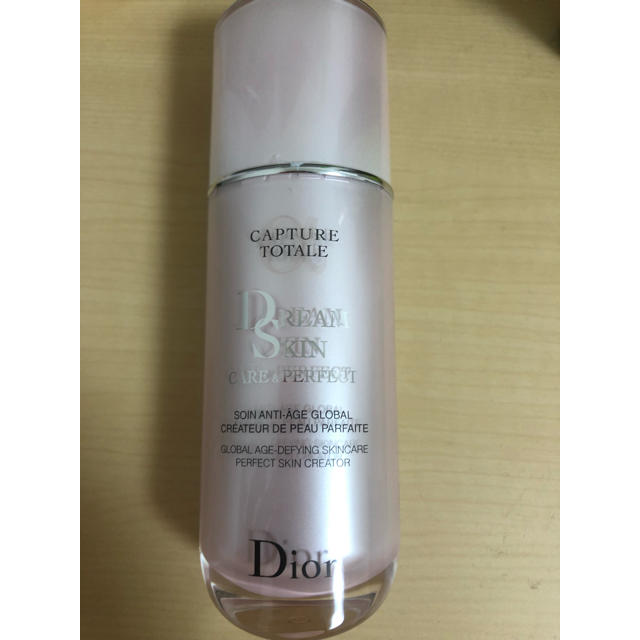 Dior カプチュール トータル ドリームスキン ケア&パーフェクト 50ml